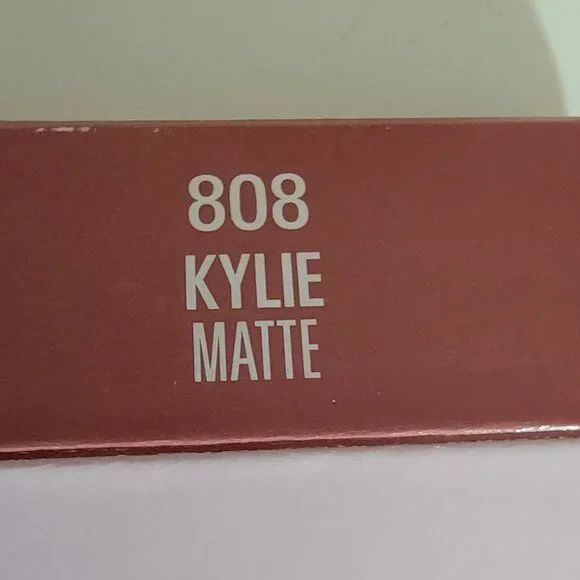 New Kylie Matte Liquid Lipstick and Lip Liner Kit – Shade  Kylie 808 - Picture 5 of 8